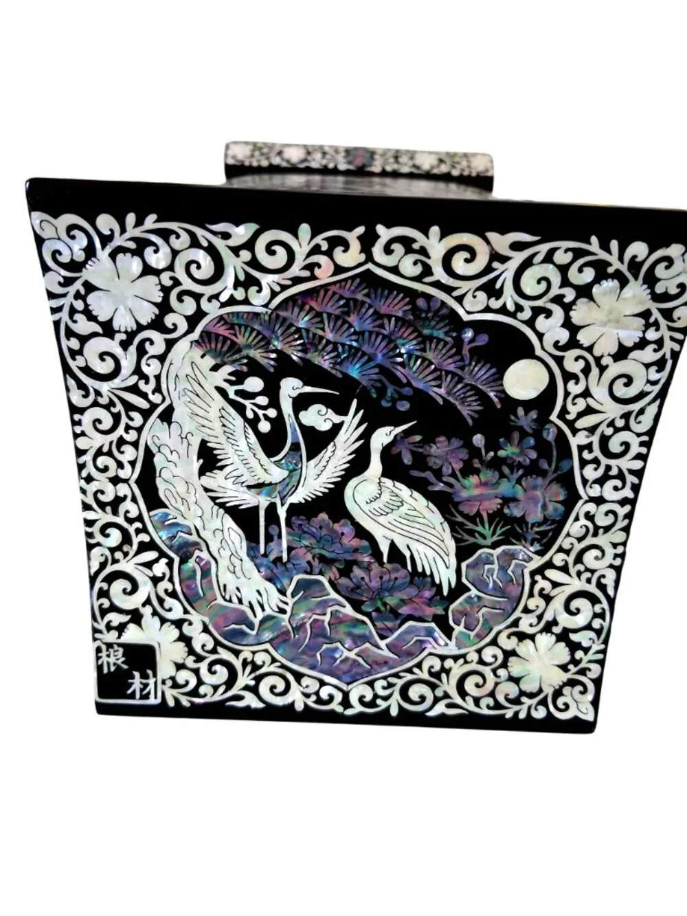 Elegant Mother-Of-Pearl Inlay Asian Jewelry Box Lacquered W Crane & Floral NWOB